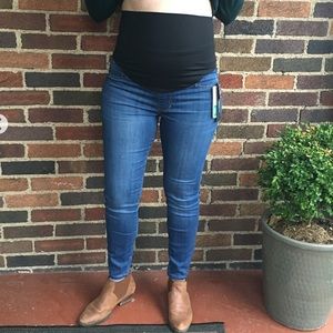 COMFY Maternity Skinny Jeans